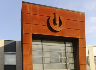 Midwich Group Plc neemt meerderheidsbelang in de Van Domburg Groep Ed van Domburg & Rick ter Wee.