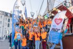 Groep 8 van De Parkiet uit Den Haag bij de prijsuitreiking van de Plastic Whale Bokaal bij het Scheepvaartmuseum