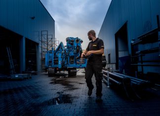 Eerste volledig elektrische grondboorinstallatie ter wereld komt tegemoet aan strengere eisen bouwwereld