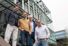 Solvari versterkt marktleiderschap door overname Offerte.nl vlnr: Dick Voller (Offerte.nl COO), Oscar Knoeff (Offerte.nl CEO), Joep Ketelaar (CEO Solvari) en Dennis van den Bos (Founder Solvari)