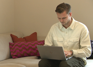 Haarlemse data-analist (31) verliest ruim een ton door crypto-oplichting Koen.