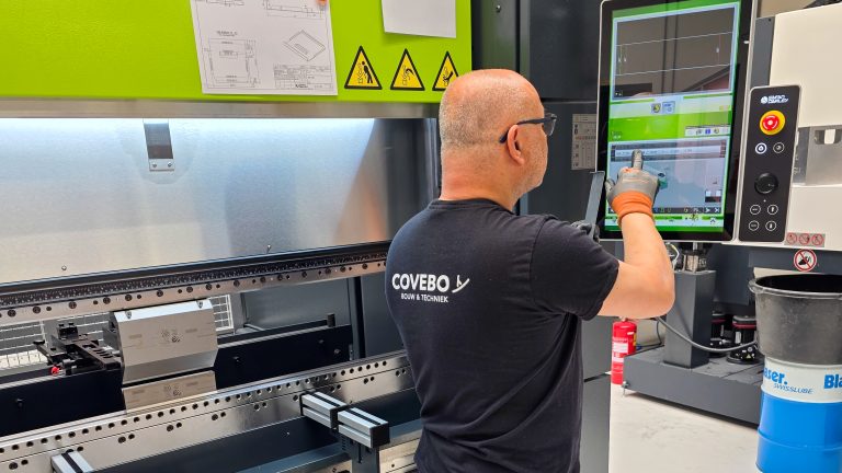 Covebo breidt test- en trainingscentrum in Eindhoven uit met kantbank voor plaatbewerking